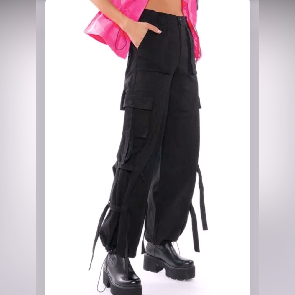 Call It black cargo pants 🖤